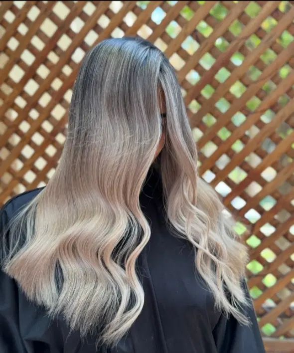 رنگمو با مواد عالی همراه با سلامت کامل مو|خدمات آرایشگری و زیبایی|دزفول, |دیوار