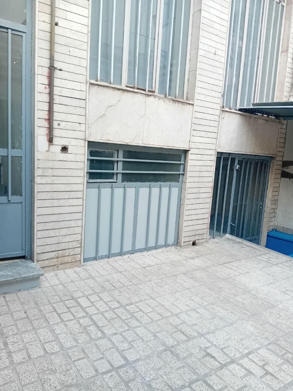 خانه ویلایی دوطبقه دربست در ۵ دقیقه حرم امام رضا|اجارهٔ کوتاه‌مدت آپارتمان و سوئیت|مشهد, جوادیه|دیوار