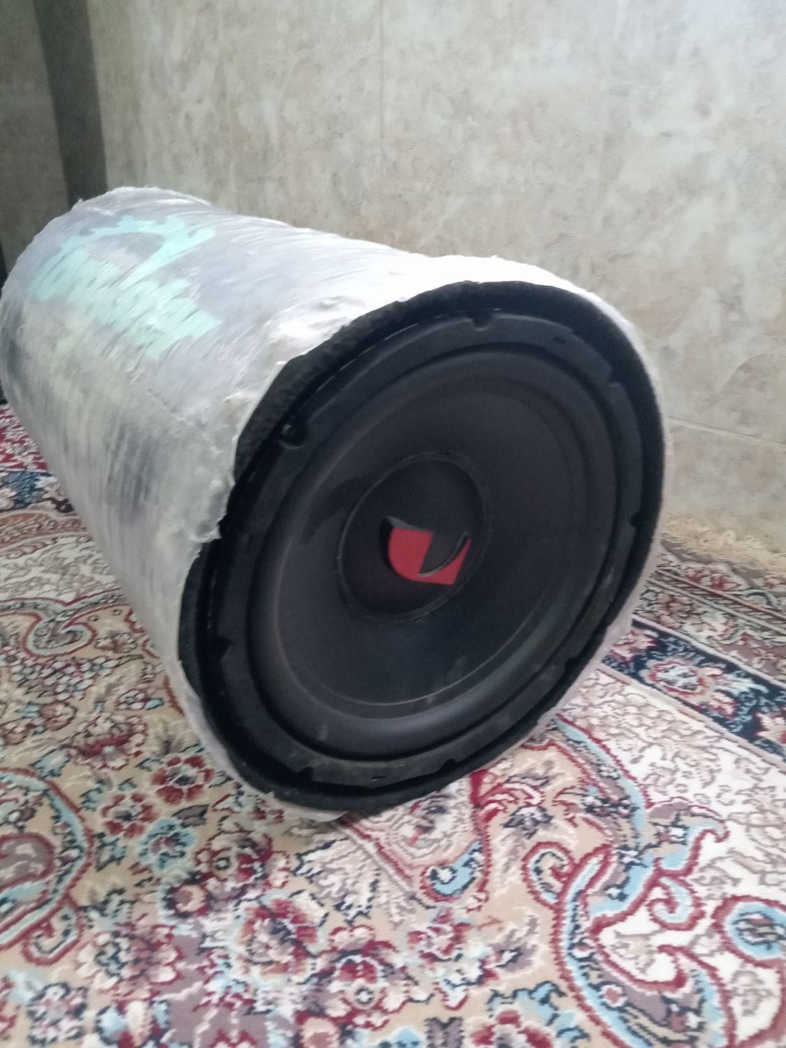 ساب وباکس|صوتی و تصویری|مرودشت, گندم‎|دیوار