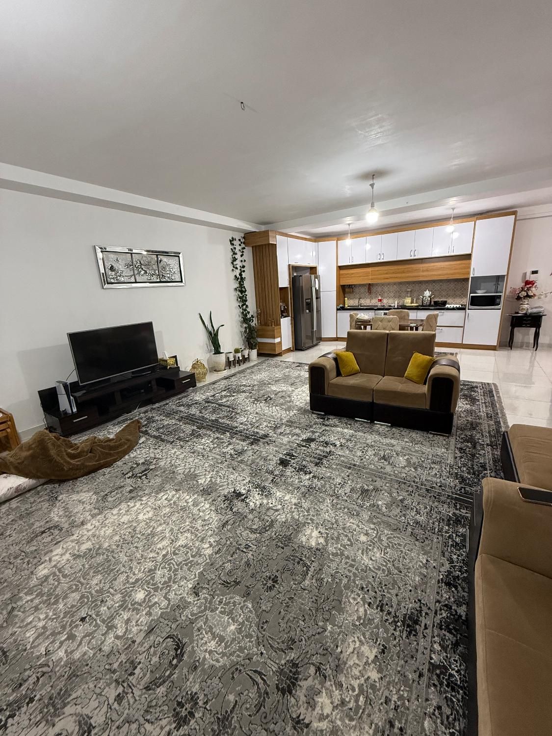 آپارتمان 120 متری مستر دوخواب ویودار انقلاب 24|فروش آپارتمان|بندر گز, |دیوار