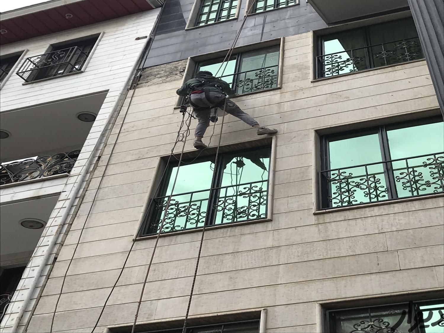 راپل کار با طناب پیچ و رولپلاک رنگ آبندی و..|خدمات پیشه و مهارت|کرج, شاهینویلا|دیوار