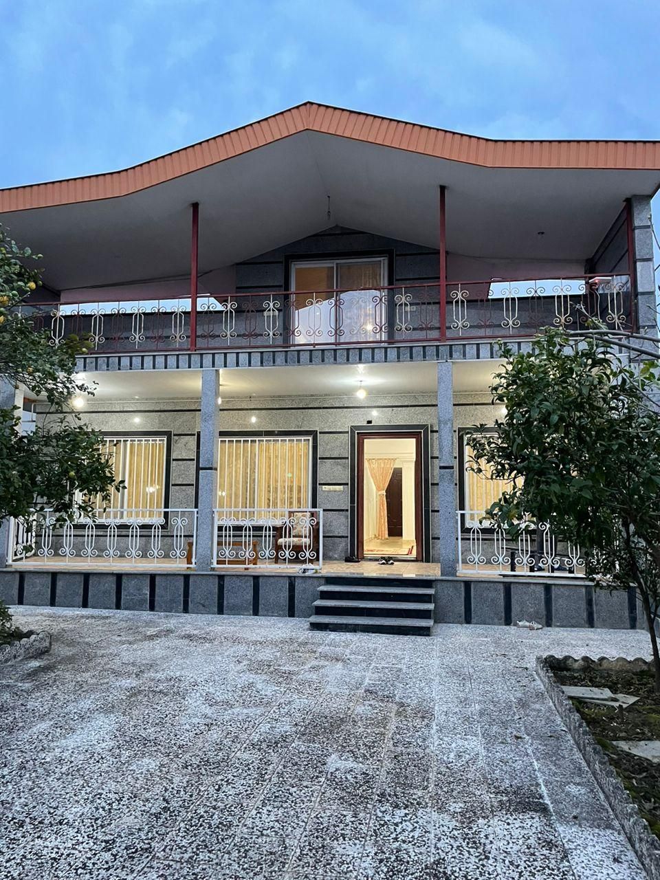 ویلادربست دوبلکس ساحلی۳خواب|اجارهٔ کوتاه‌مدت ویلا و باغ|تنکابن, |دیوار