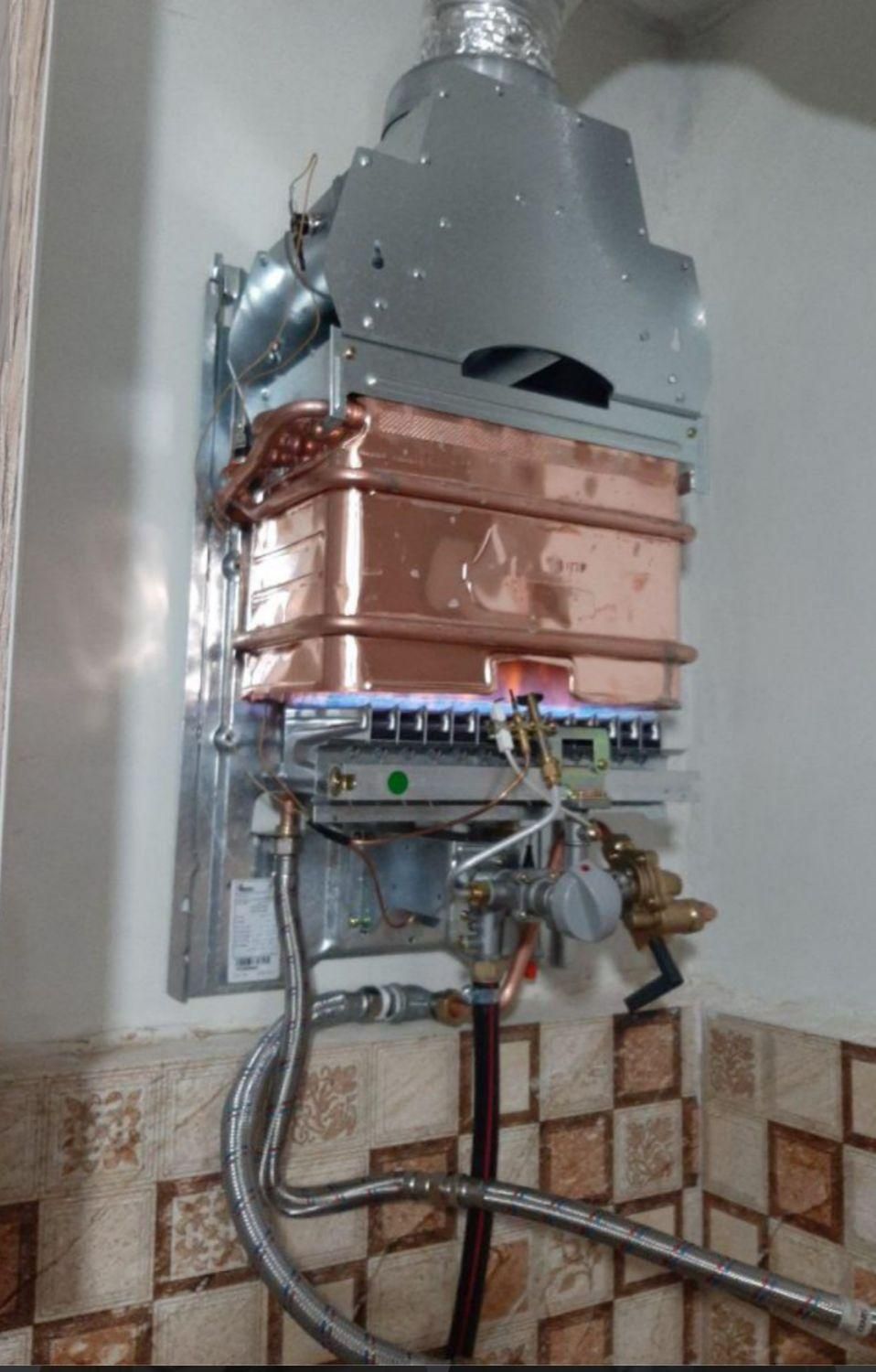 نصب و سرویس انواع آبگرمکن،پکیج دیواری ورادیاتور|خدمات پیشه و مهارت|شوشتر, |دیوار