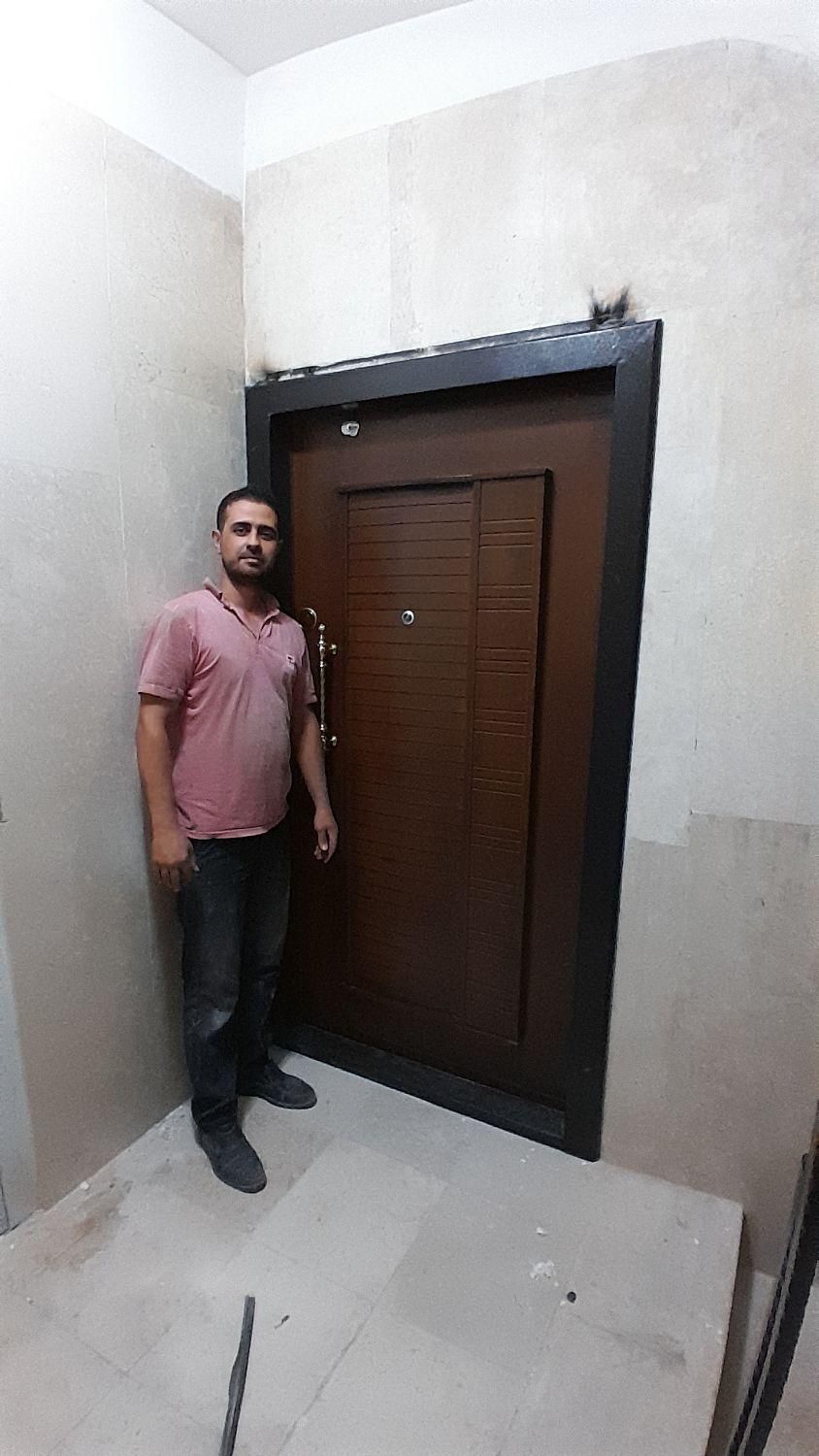 نصاب درب ضد سرقت و داخلی ( علیزاده)|خدمات پیشه و مهارت|شهریار, شهریار|دیوار