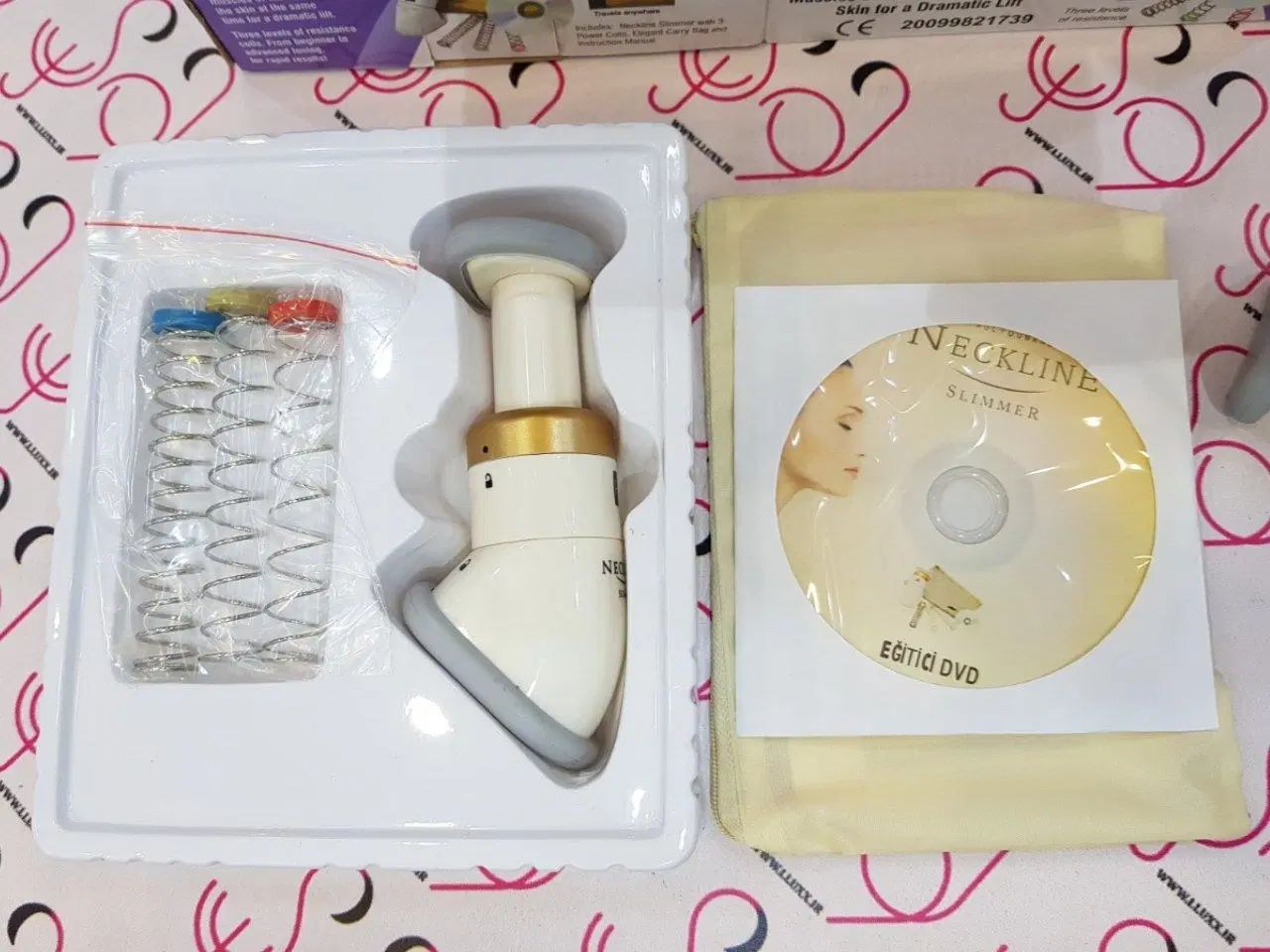 دستگاه برطرف کننده غبغب neckline slimmer|آرایشی، بهداشتی، درمانی|تهران, چهارصد دستگاه|دیوار
