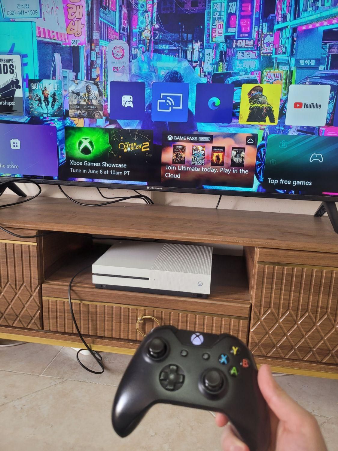 Xbox one S 1TB کارکرده سالم و تمیز|کنسول، بازی ویدئویی و آنلاین|شیراز, معالی‌آباد|دیوار