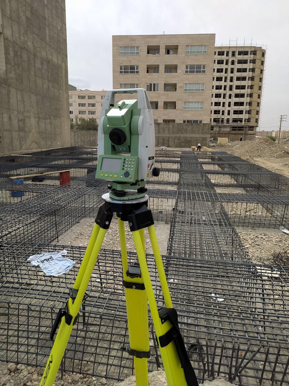 نقشه برداری یوتی ام (utm)جانمایی پلاک ثبتی تفکیک|خدمات پیشه و مهارت|هشتگرد, فاز ۱ مهستان|دیوار