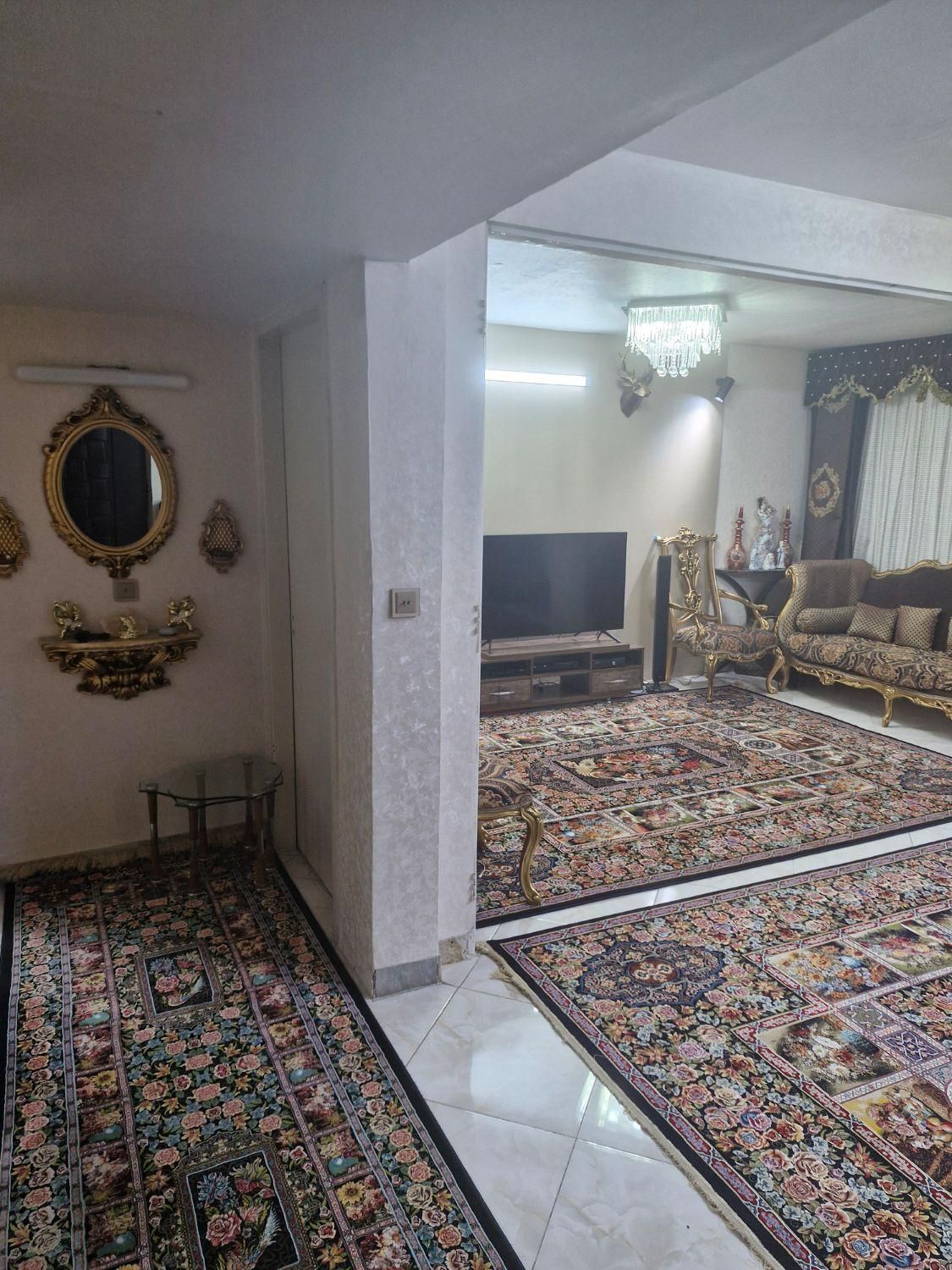 فروش آپارتمان ۷۰ متری ۱ خوابه طبقه ۲ در تاکسیرانی|فروش آپارتمان|تهران, تاکسیرانی|دیوار