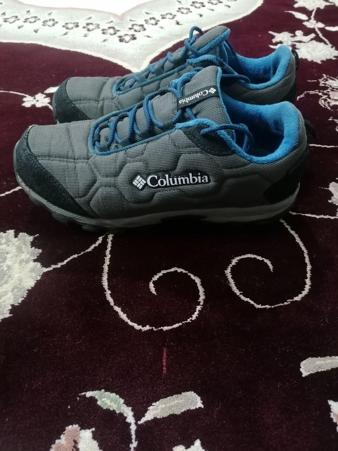 کفش پیاده روی  کلمبیا|کیف، کفش، کمربند|مشکیندشت, |دیوار