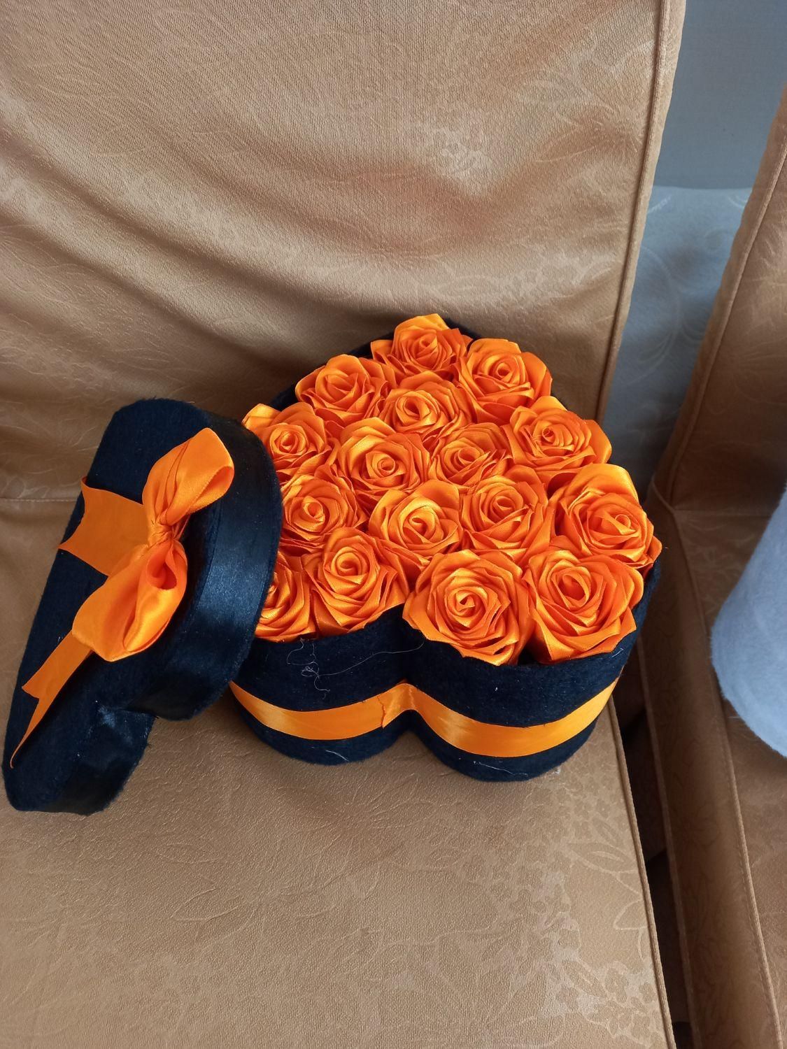 گل رز ربانی ،هدیه بیاد ماندنی|گل مصنوعی|تویسرکان, |دیوار