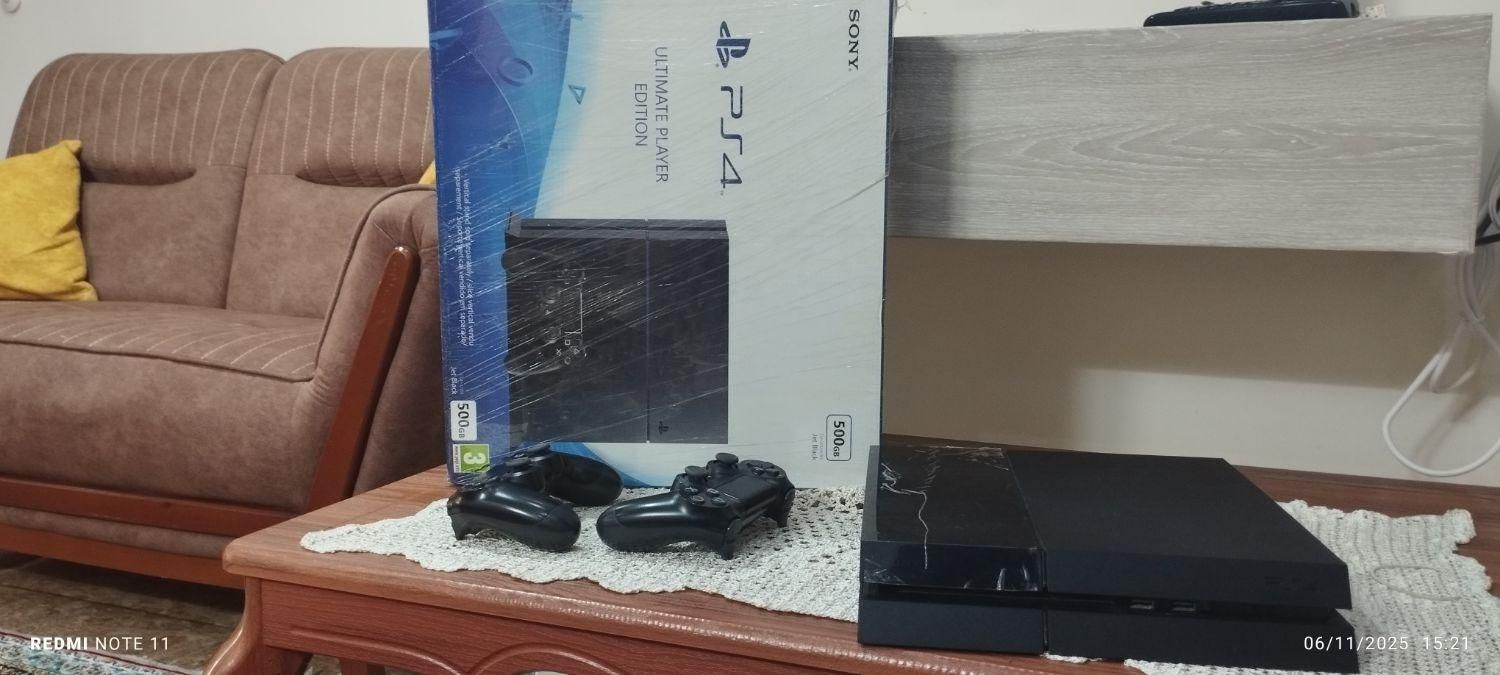 ps4 در حد نو کیف کارتن اصلا استفاده نشده|کنسول، بازی ویدئویی و آنلاین|پاکدشت, |دیوار