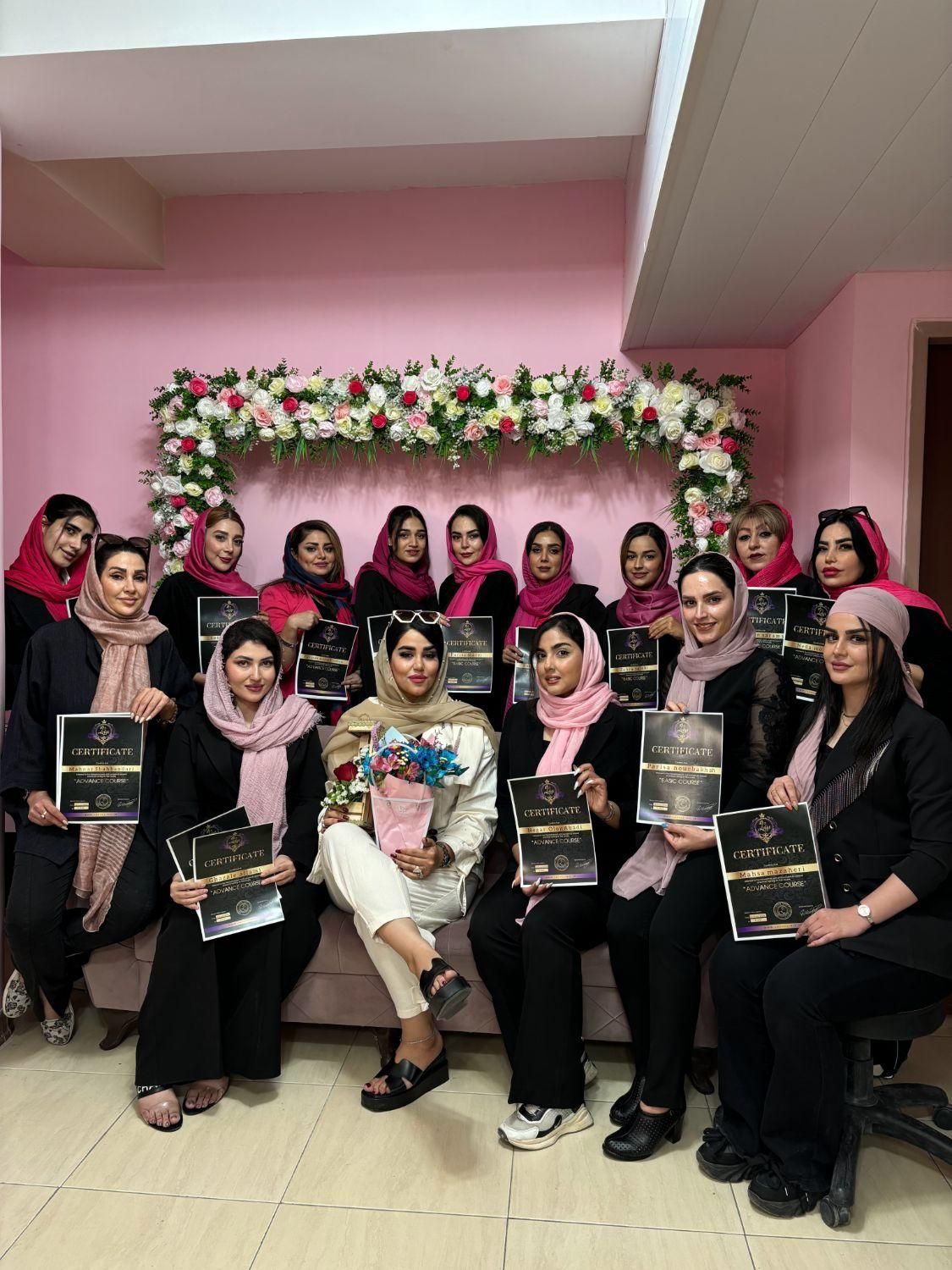 آموزش اکستنشن مژه کاشت مژه و لیفت لمینت|خدمات آموزشی|اصفهان, سعادتآباد|دیوار