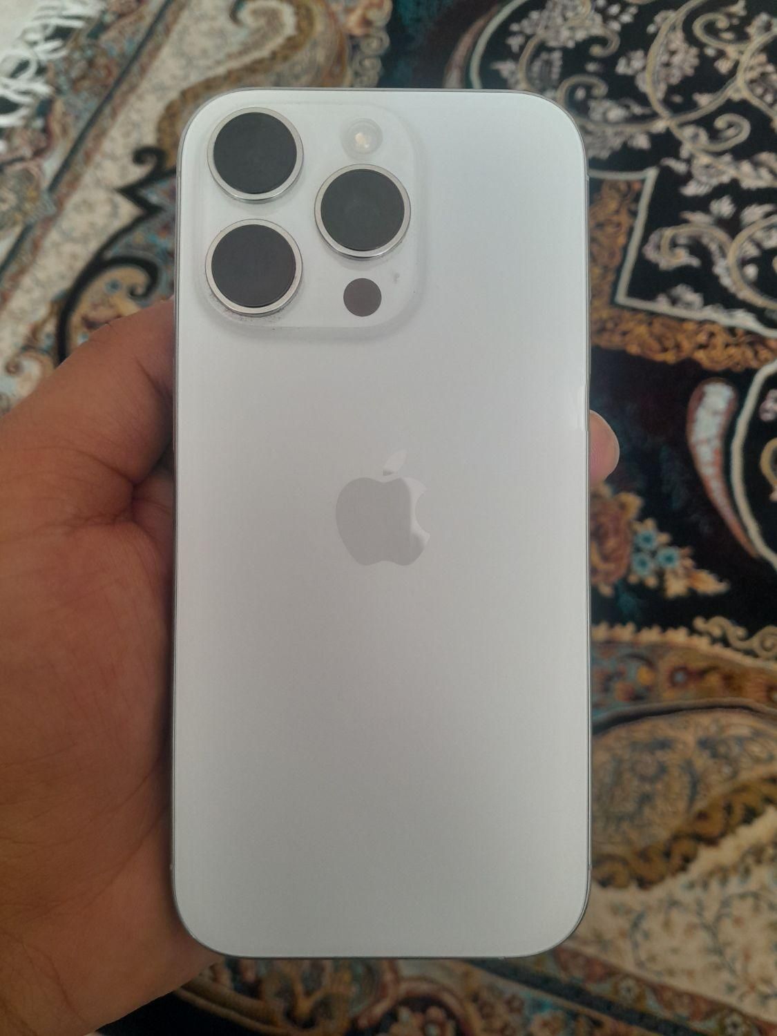 اپل iPhone 16 Pro با حافظهٔ ۲۵۶ گیگابایت|موبایل|اصفهان, وحید|دیوار