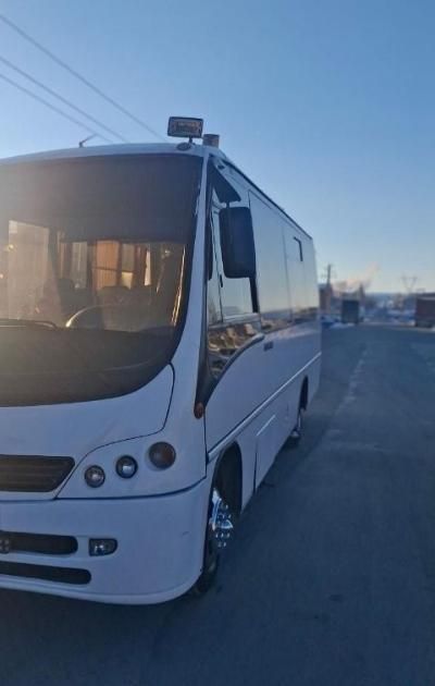 مینی بوس دربستی توریستی 25 و 18 نفره|خدمات حمل و نقل|میانه, |دیوار