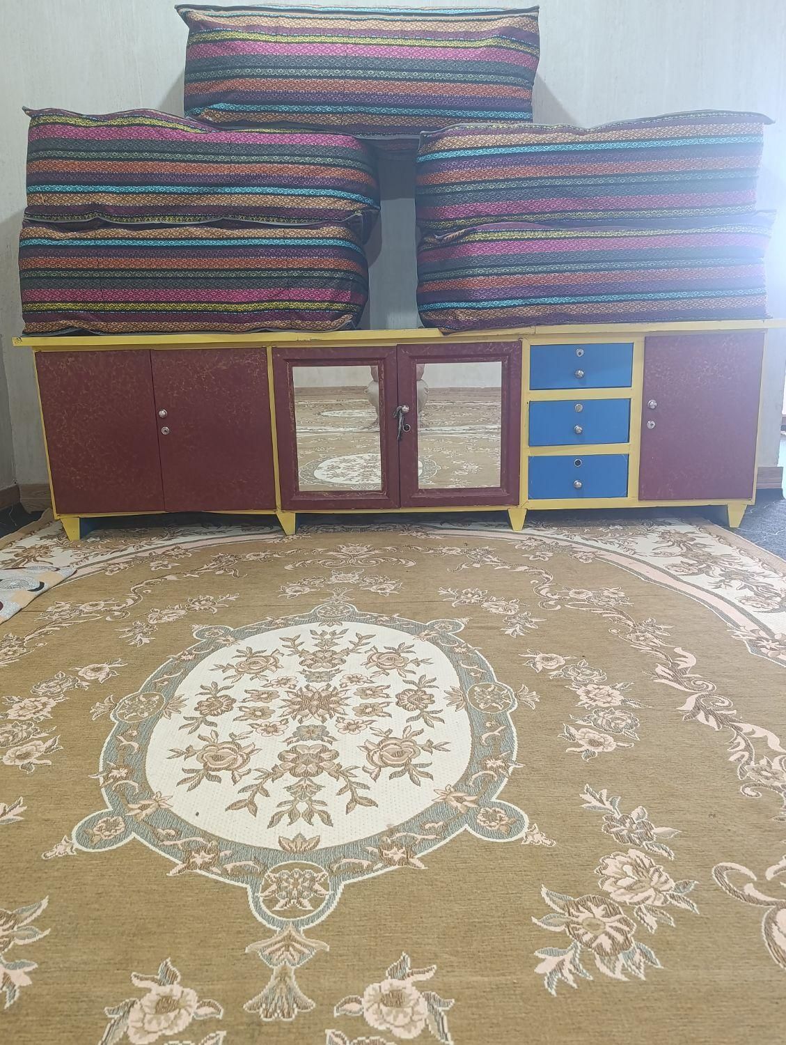 ویترین وکمدلباسی بچه وکمدفلزی|بوفه، ویترین، کنسول|لردگان, |دیوار