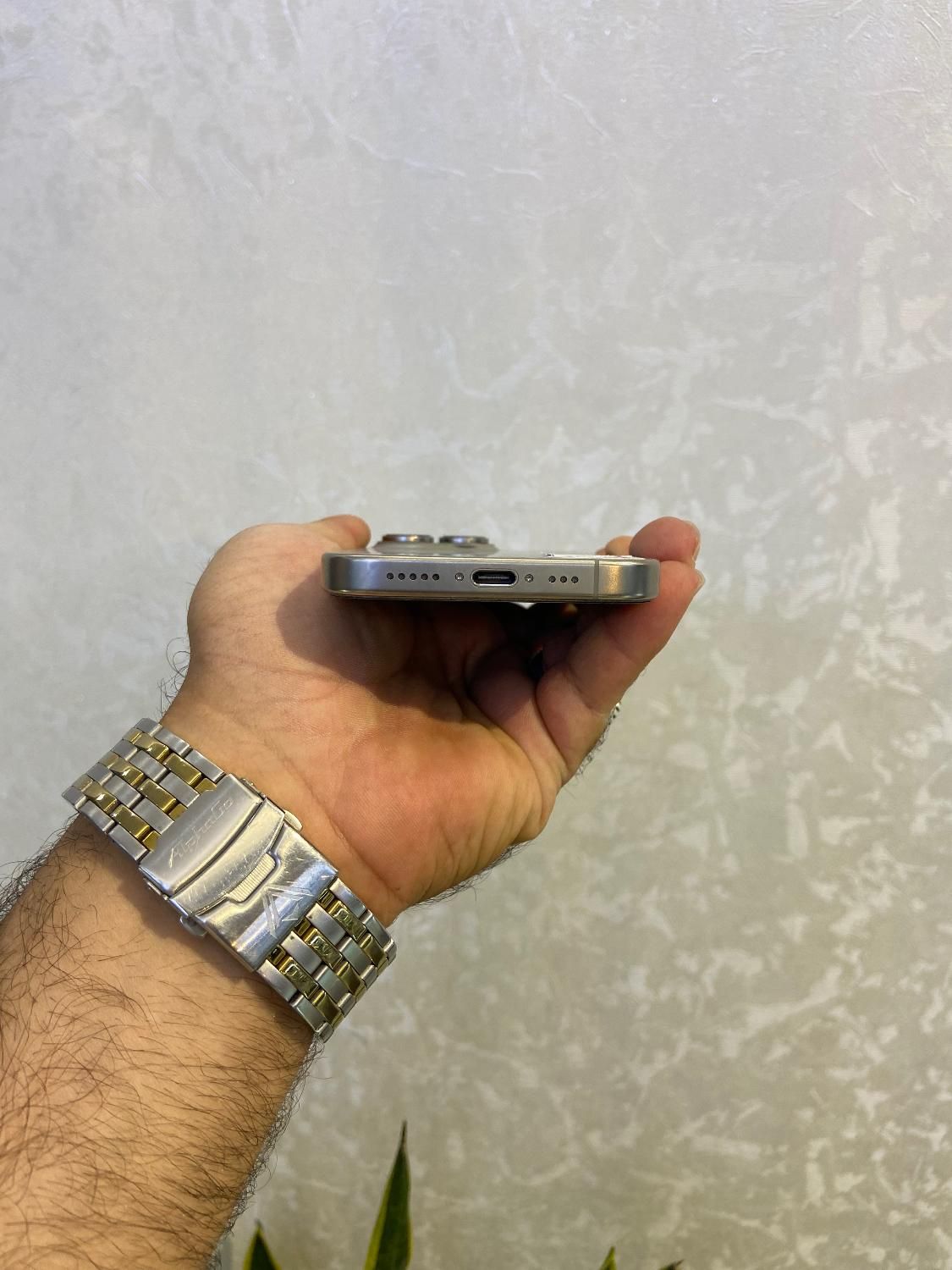 اپل ایفون iPhone ۱۶ پرو نچرال ۲۵۶ با ریجستر اقساط|موبایل|اصفهان, احمدآباد|دیوار