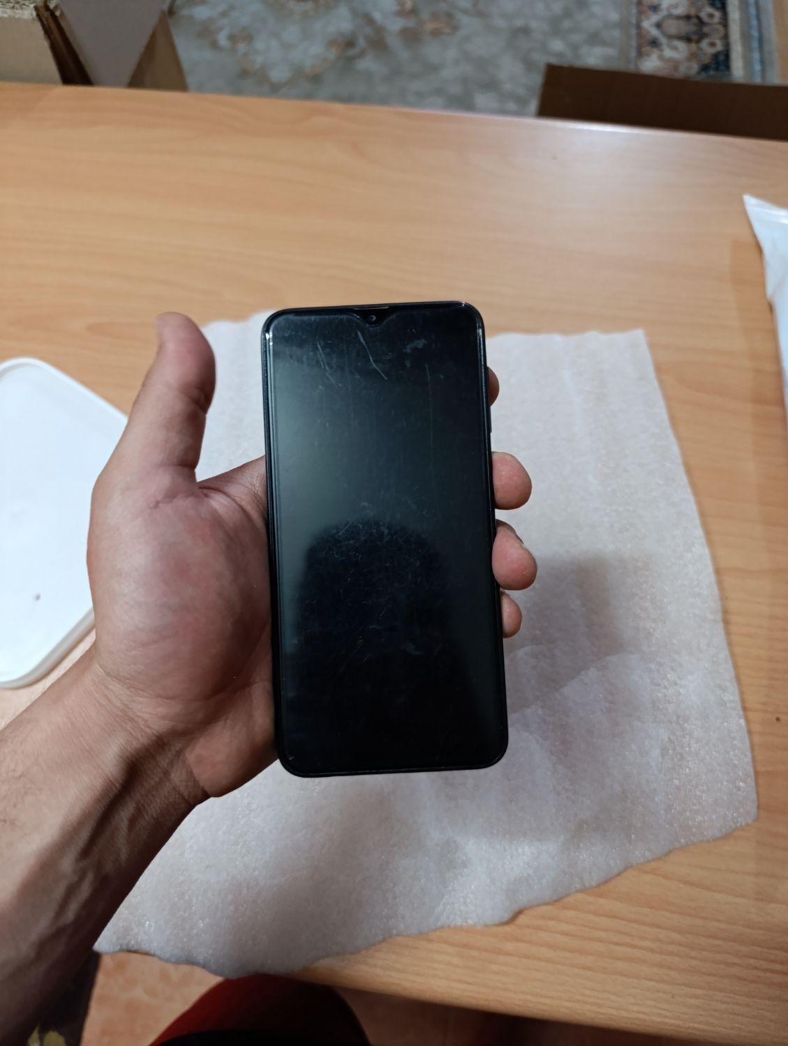 سامسونگ Galaxy A10 با حافظهٔ ۳۲ گیگابایت|موبایل|شاهین‌شهر, عطار|دیوار
