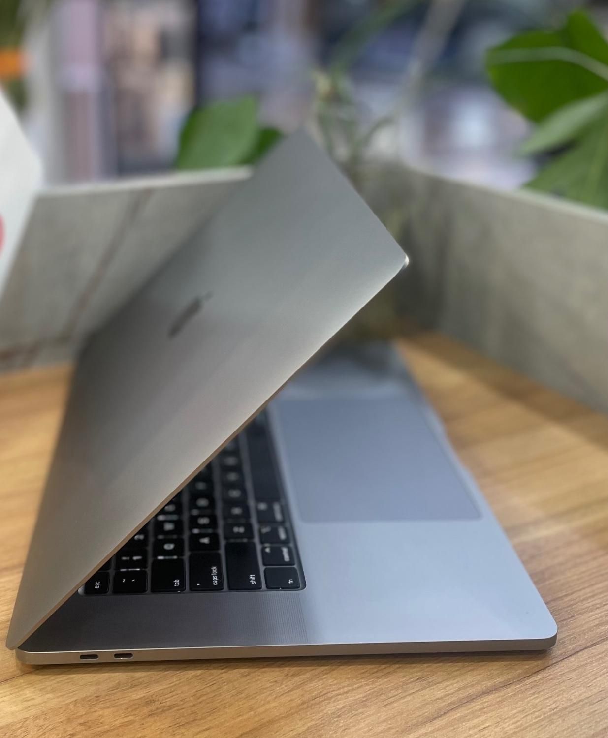 Mac book pro 2019 i7 32 512 4gb|رایانه همراه|تهران, میرداماد|دیوار