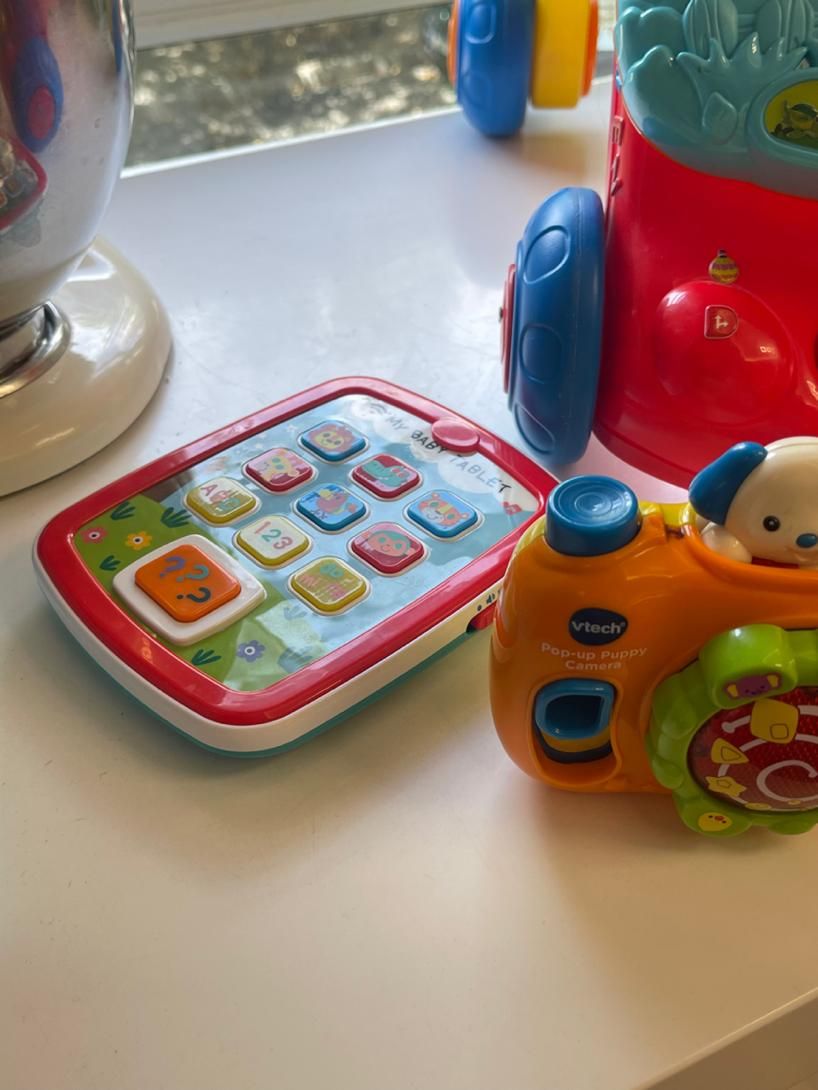 واکر و دوربین و اتوبوس و زبان لرنینگ وی تک vtech|اسباب و اثاث بچه|تهران, جنت‌آباد جنوبی|دیوار