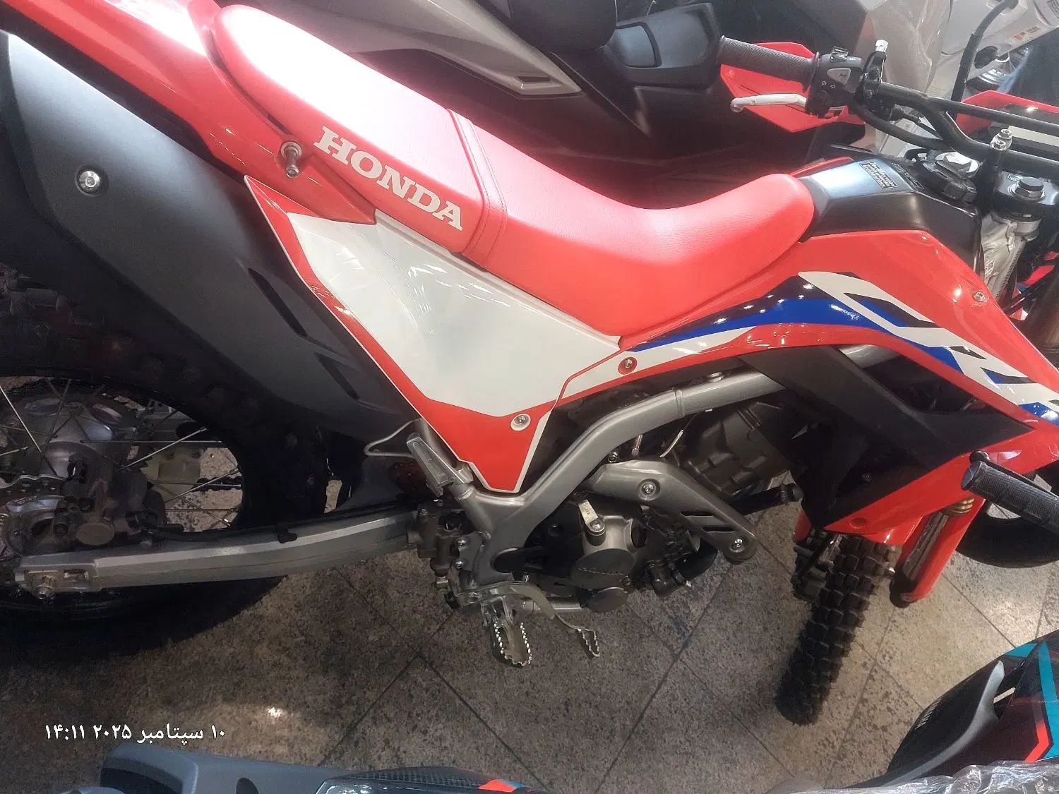 موتور هوندا crf 250 سی سی صفرکیلومتر ۱۴۰۳|موتورسیکلت|تهران, هلال احمر|دیوار