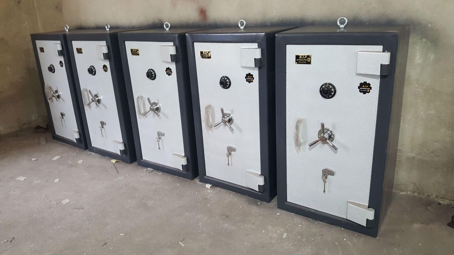 گاوصندوق gm123|دفتر کار|ماکو, |دیوار