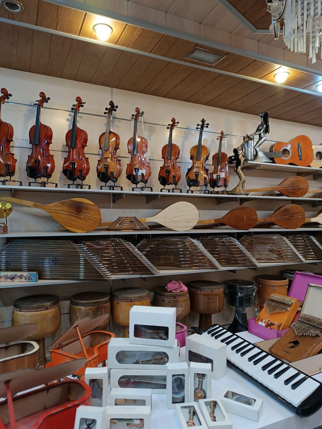 سنتور باجعبه و مظراب سیم المانی نقد و اقساط|سازهای سنتی|اصفهان, برازنده|دیوار