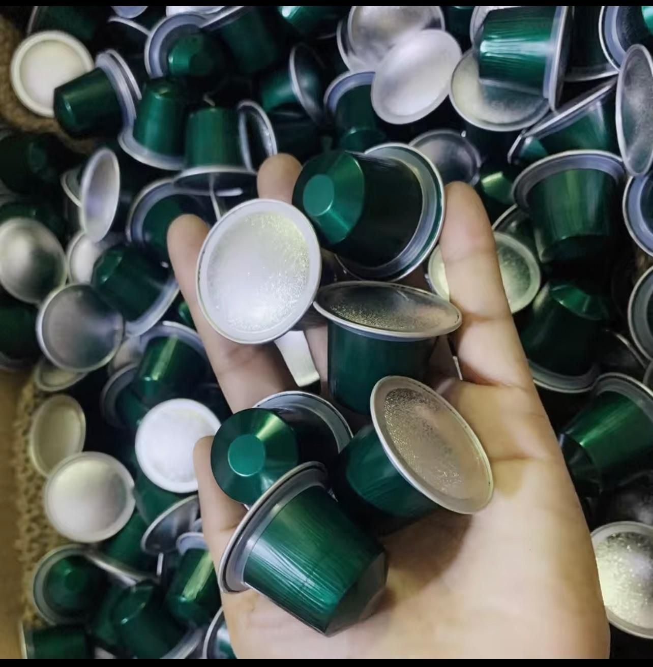 قهوه کپسولی قیمت درب کارخانه بهترین کیفیت|خوردنی و آشامیدنی|اصفهان, روشن‌دشت|دیوار