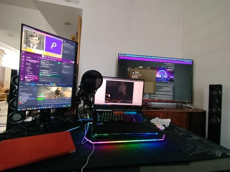 ROG G733 از اتریش خریدمش فاکتورشم هست|رایانه همراه|اصفهان, آبشار|دیوار