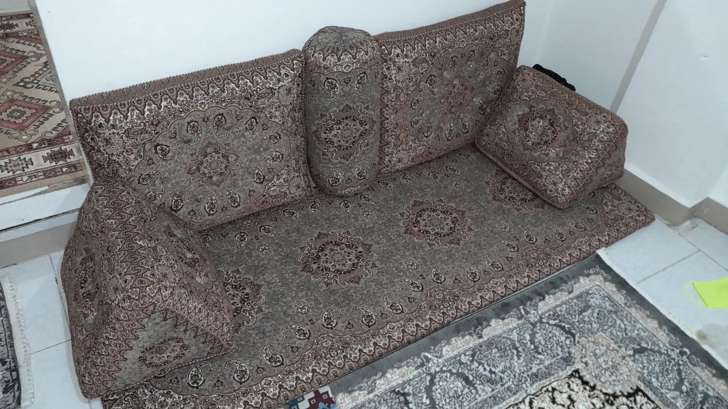 شاه نشین|گلیم، جاجیم، گبه|کرج, گلشهر|دیوار