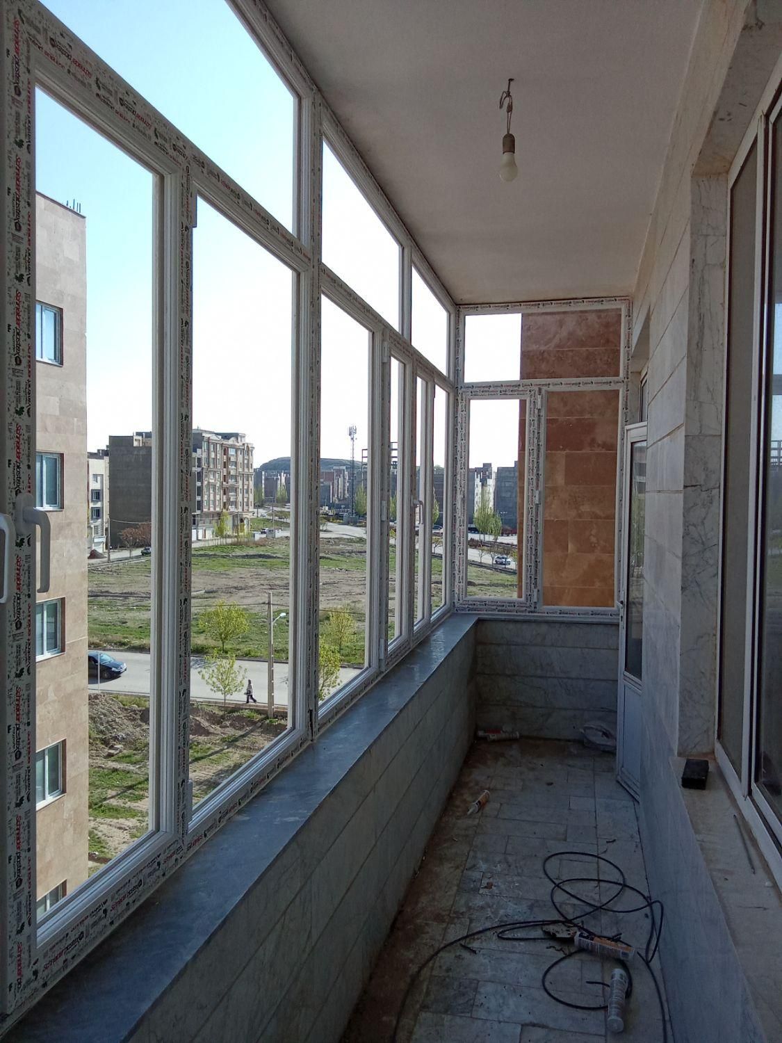 درب پنجره شرایط 12ماهه توری پلیسه شیشه دوجداره|خدمات پیشه و مهارت|اردبیل, |دیوار