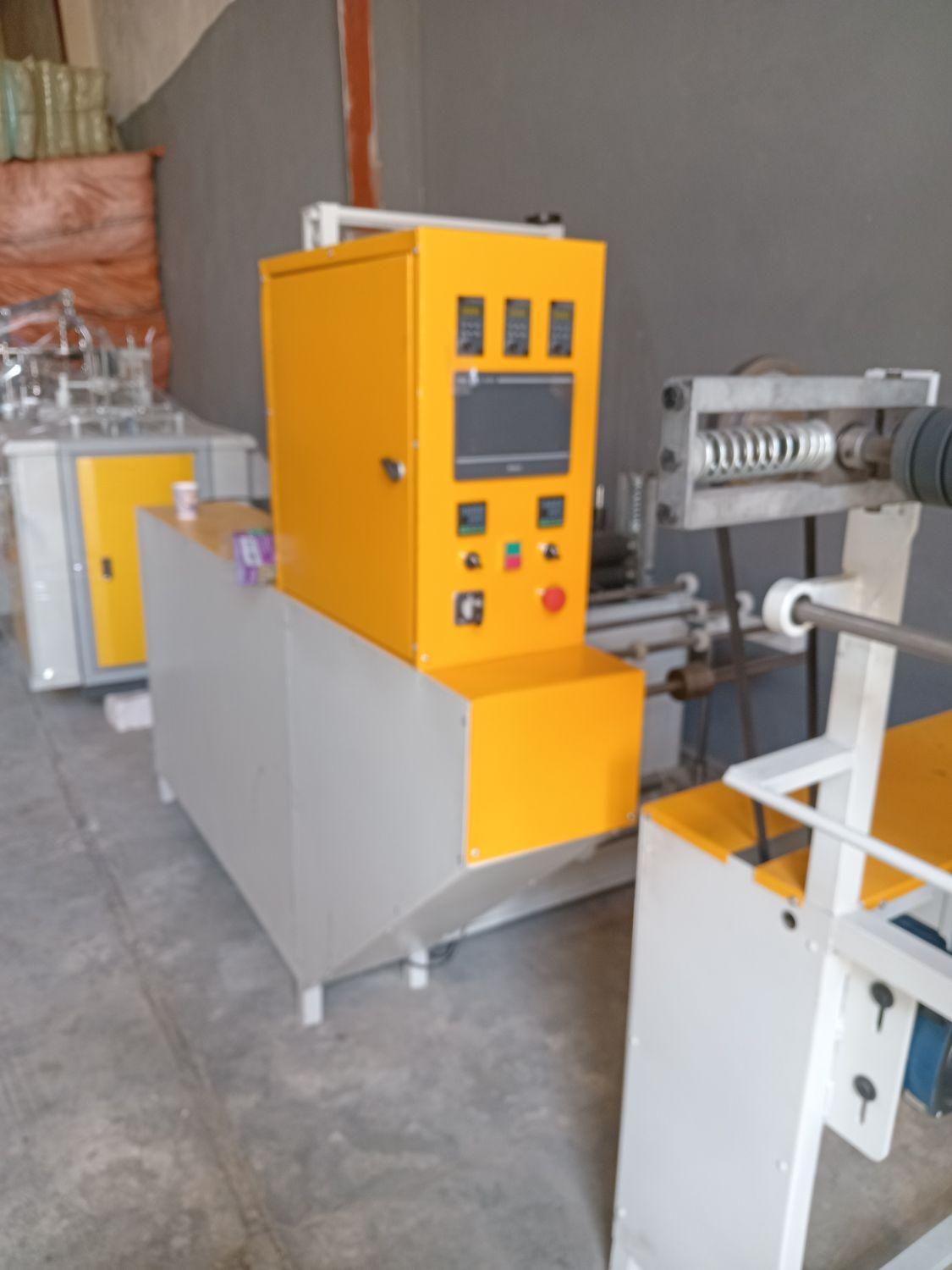 دستگاه تولیدکیسه زباله و فیریزر وسفره رولی شغلی نو|ماشین‌آلات صنعتی|شیراز, شهرک گلها|دیوار