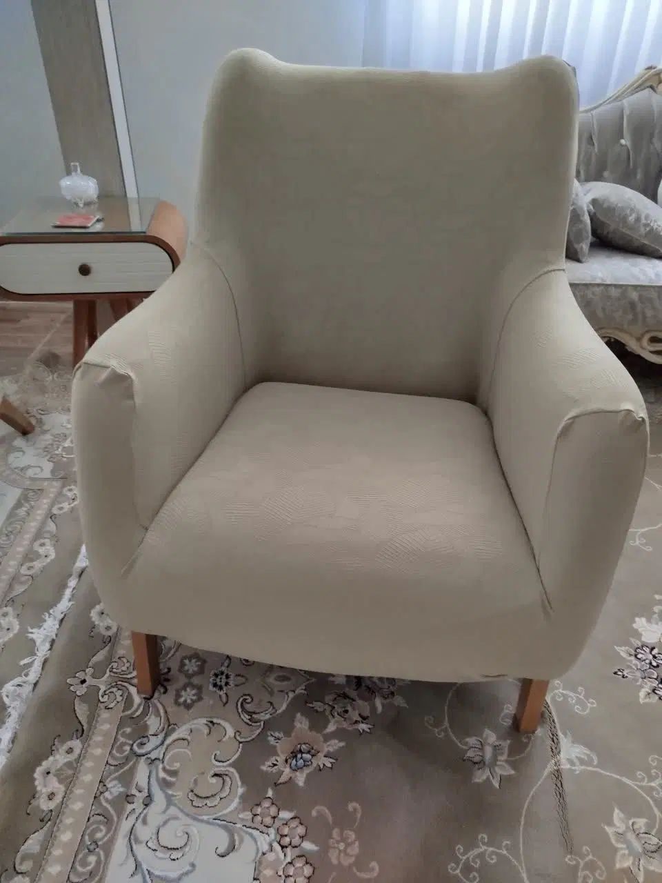 تولیدکننده انواع پیراهن مبل پارچه ای وژله ای|مبلمان خانگی و میز عسلی|اسلام‌شهر, شهرک امام حسین (میان آباد)|دیوار