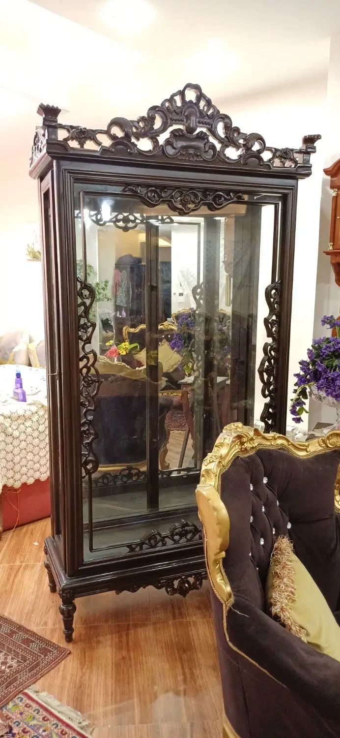 بوفه منبت دستساز  چوب گردو|بوفه، ویترین، کنسول|کرج, شاهین‌ویلا|دیوار