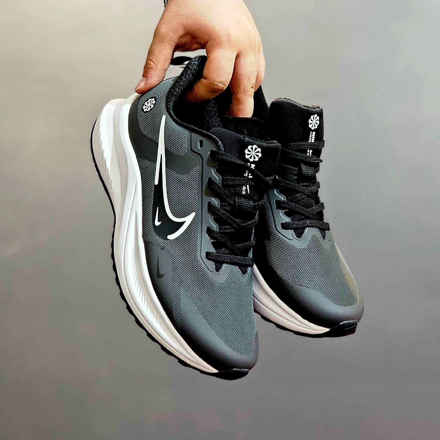 کتونی طوسی مشکی فرفره رانینگ H|کیف، کفش، کمربند|تهران, پرستار|دیوار