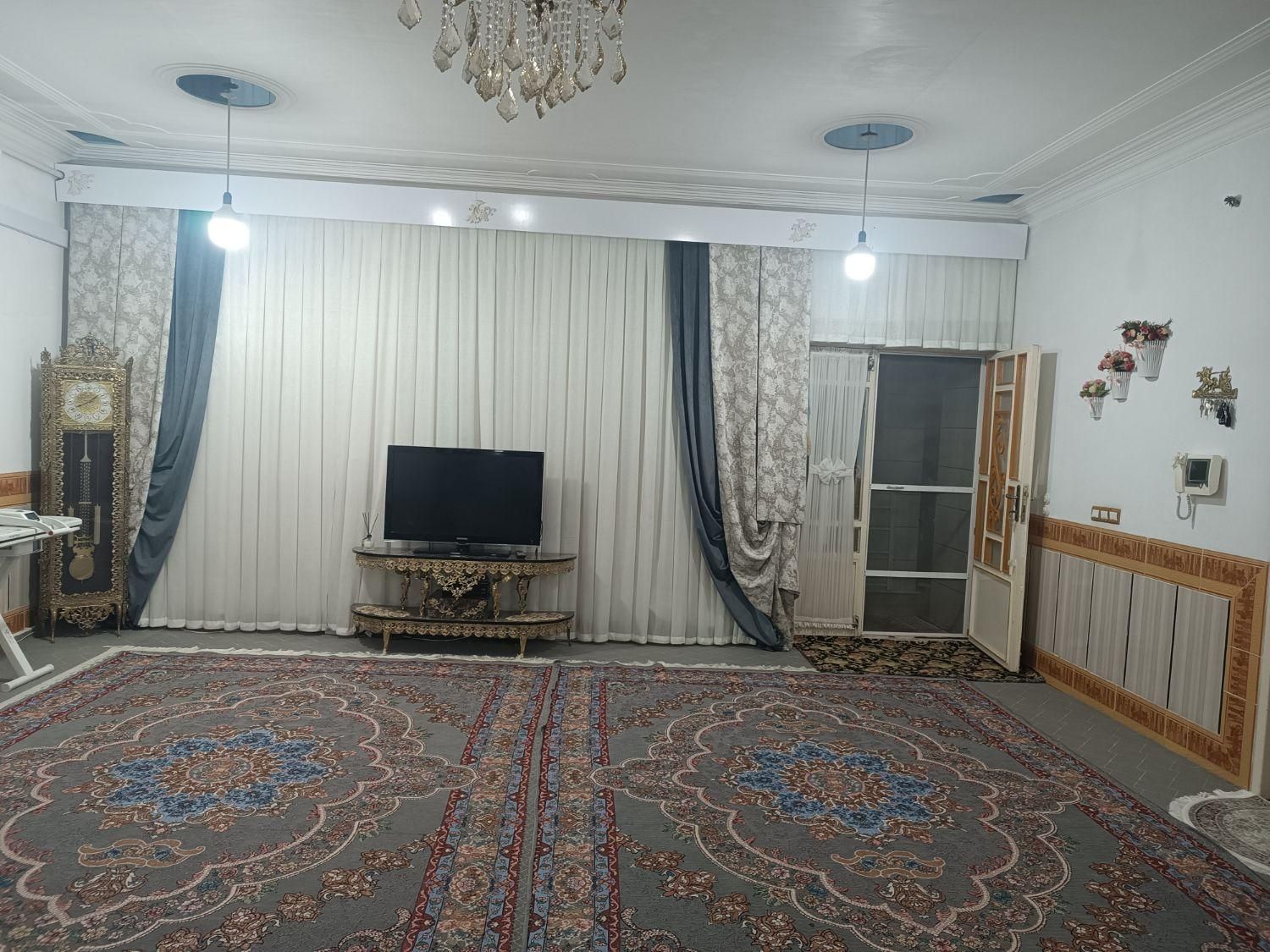 از هر نظر  ، مرتب وتمیز، عالی|اجارهٔ آپارتمان|کوهدشت, |دیوار