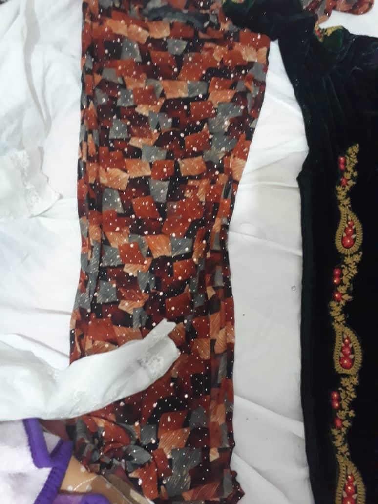 لباس محلی وسه گونی لباس|لباس|کازرون, |دیوار