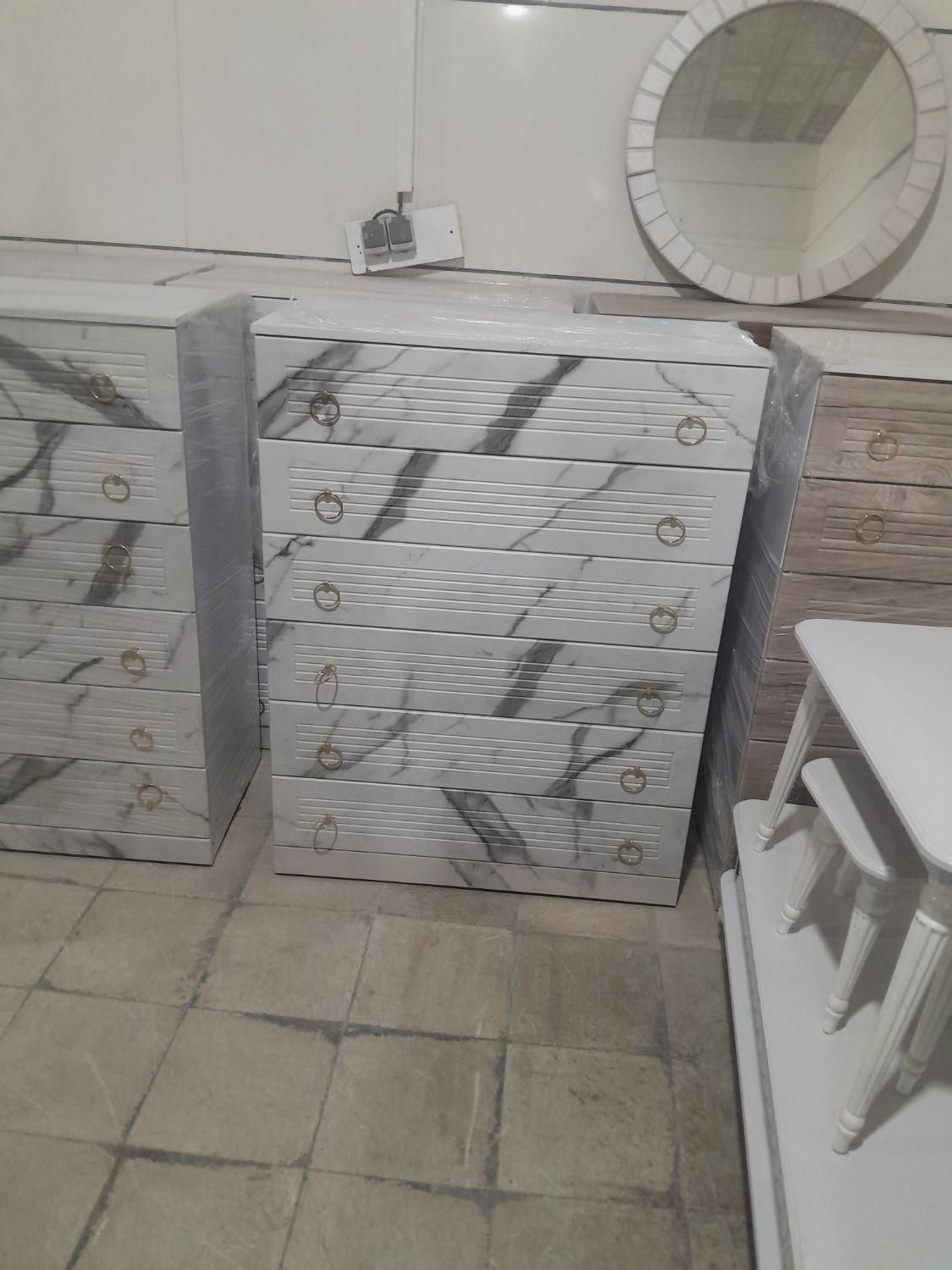 دراور|جاکفشی، کمد، دراور|شیراز, سلطان آباد|دیوار