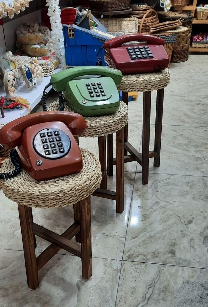تلفن نوستالژی قدیمی|کلکسیون اشیاء عتیقه|رشت, هلال احمر|دیوار