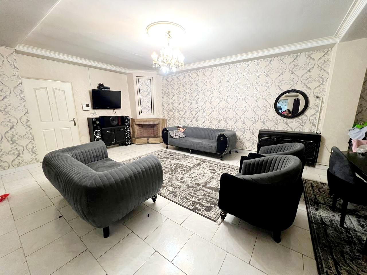 ۸۵متری/طبقه۶/روبه نما/تاپ لوکیشن/خیلی تمیز|فروش آپارتمان|محمدشهر, |دیوار