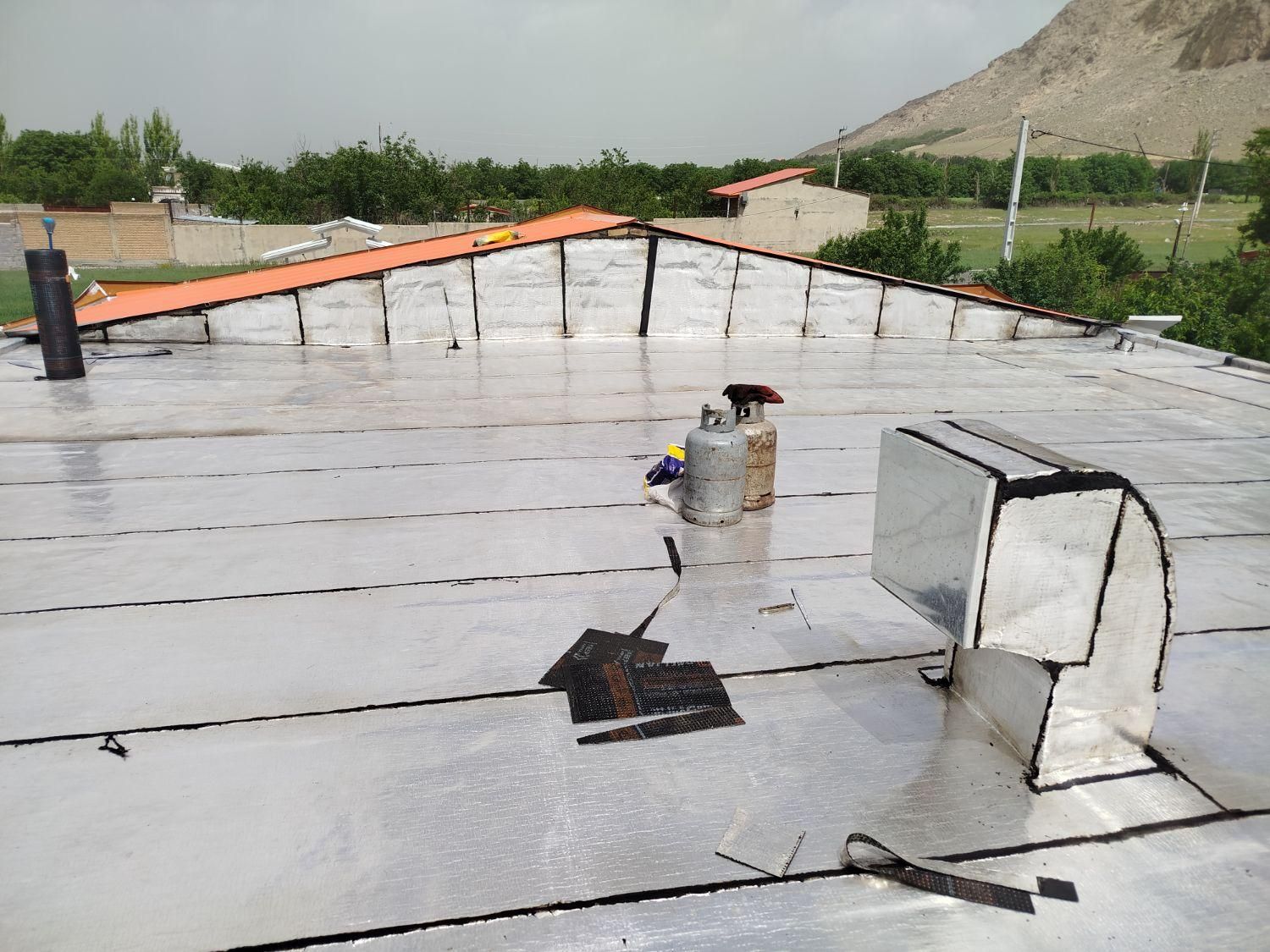 فروش و نصب ایزوگام،حتی یک متر|خدمات پیشه و مهارت|کرمانشاه, |دیوار