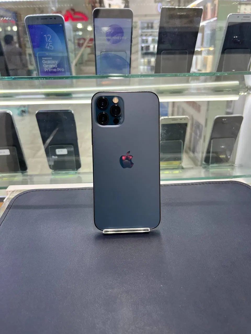 ایفون 12 pro|موبایل|همدان, |دیوار