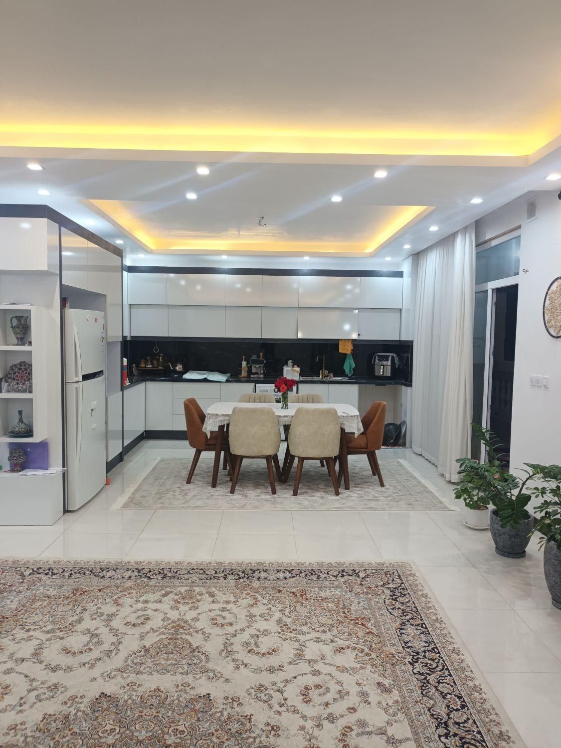 ۱۵۰ متر/۳ خواب تکمیل / تک واحدی نیایش/وام دار|فروش آپارتمان|شیروان (خراسان), |دیوار