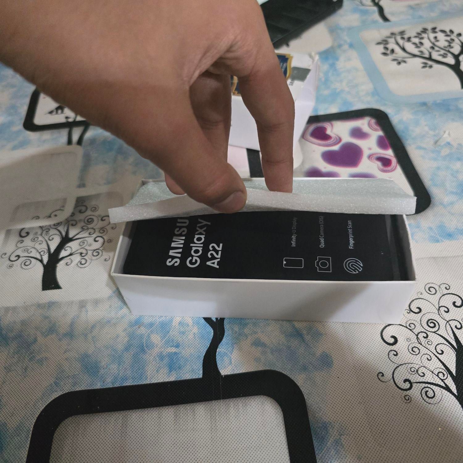 گلکسی a22 با 128 گیگ حافظه داخلی تمیز فروش فوری|موبایل|تهران, جیحون|دیوار