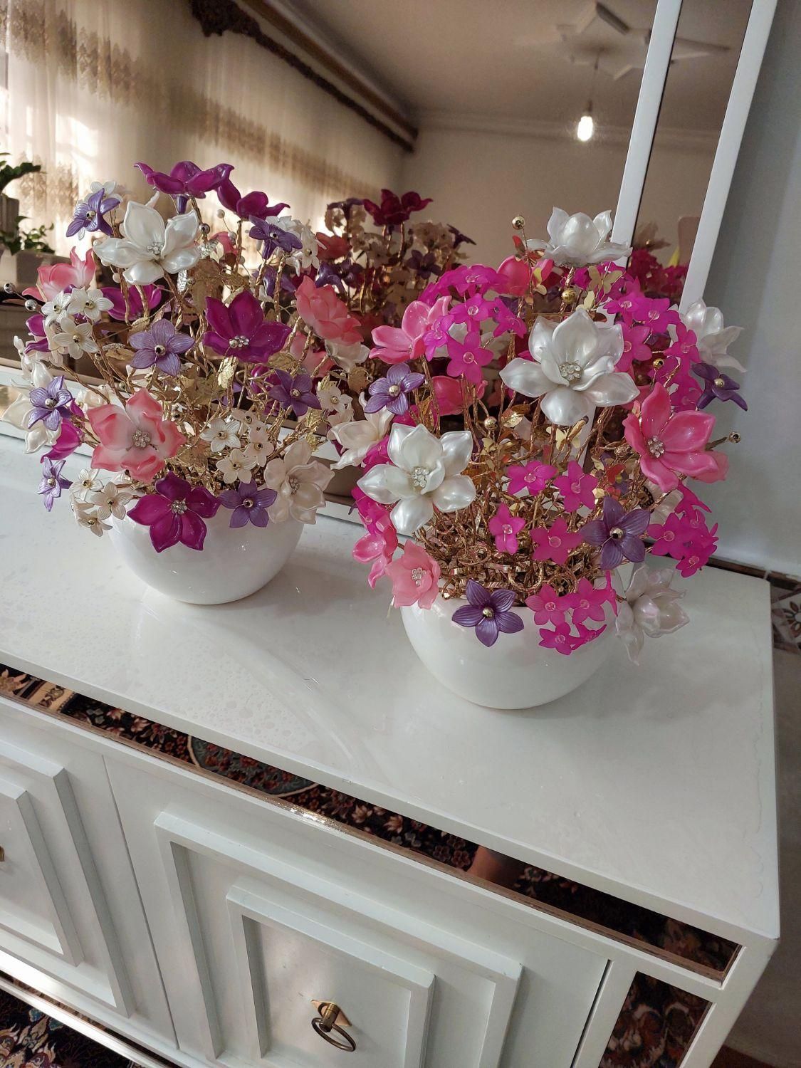 گل کریستالی|گل مصنوعی|هشتگرد, هشتگرد قدیم|دیوار