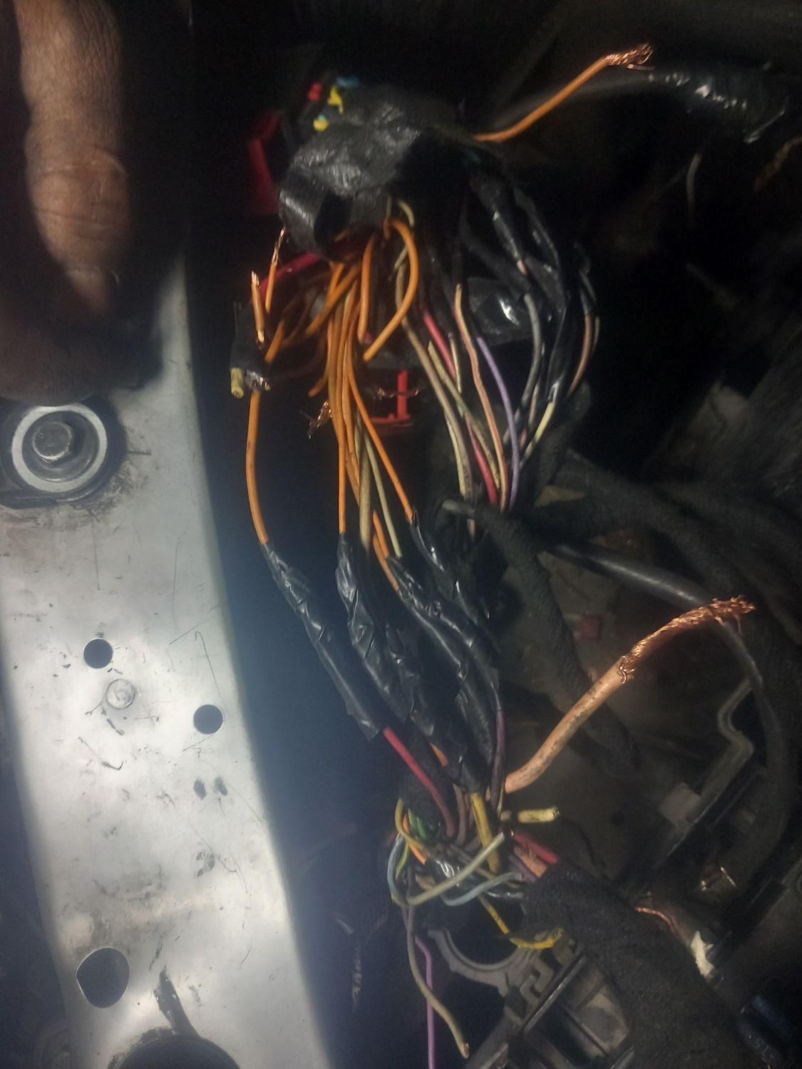 باطری سازی سیار حمید|خدمات موتور و ماشین|تهران, خواجه نظام الملک|دیوار