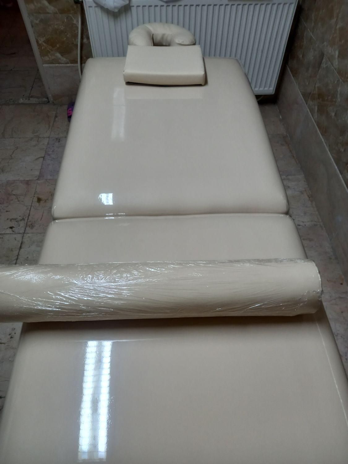 تخت ماساژ+کیف حمل+کیف کمری +ملافه|آرایشی، بهداشتی، درمانی|اصفهان, مفتح|دیوار