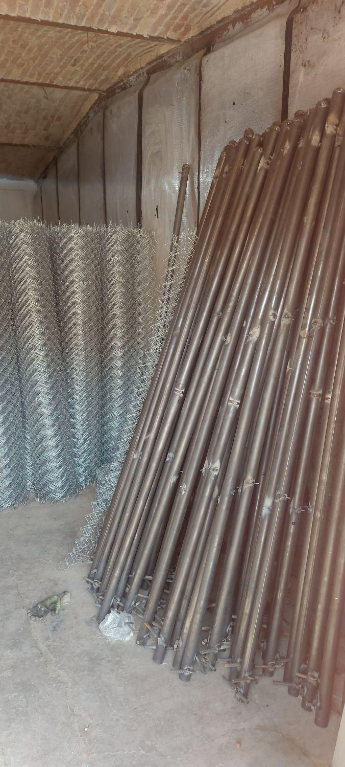 تولیدفنس زمانی(پایه فلزی بتنی)|خدمات باغبانی و درختکاری|سنندج, |دیوار