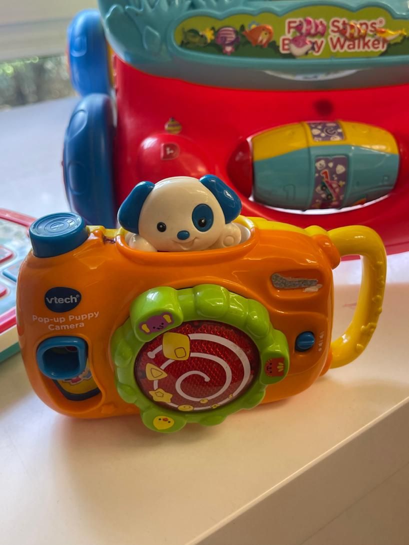 واکر و دوربین و اتوبوس و زبان لرنینگ وی تک vtech|اسباب و اثاث بچه|تهران, جنت‌آباد جنوبی|دیوار