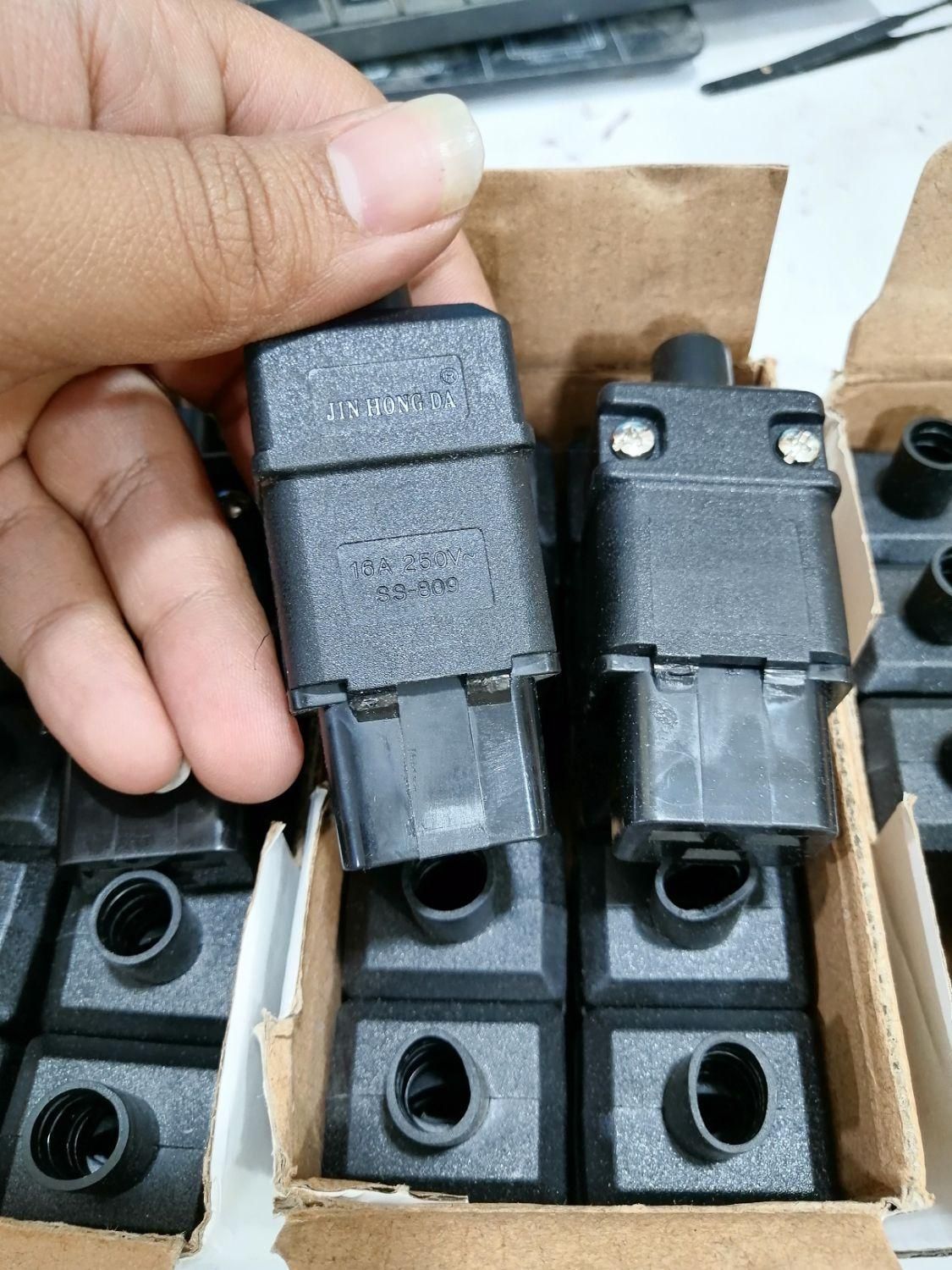 سیم پاور ماینر m20 m21 m30 t2t m50سوکت|قطعات و لوازم جانبی رایانه|شیراز, زند|دیوار