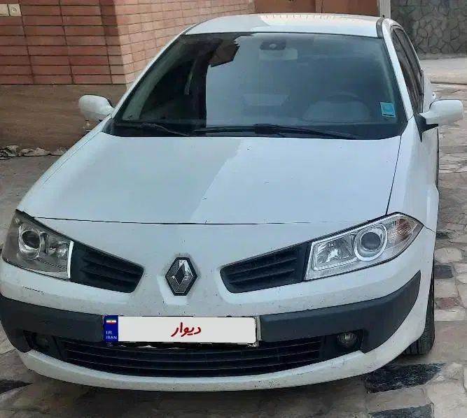 مگان ۲۰۰۰ اتوماتیک ۱۳۹۰ بدون رنگ و ضربه|خودرو سواری و وانت|اصفهان, بهارانچی|دیوار